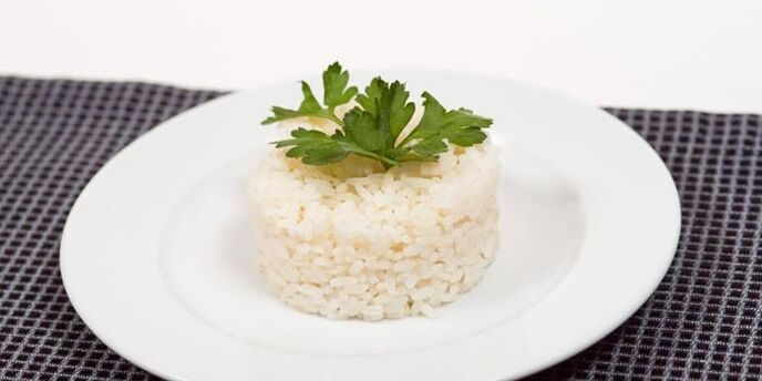 أرز مسلوق بدون ملح
